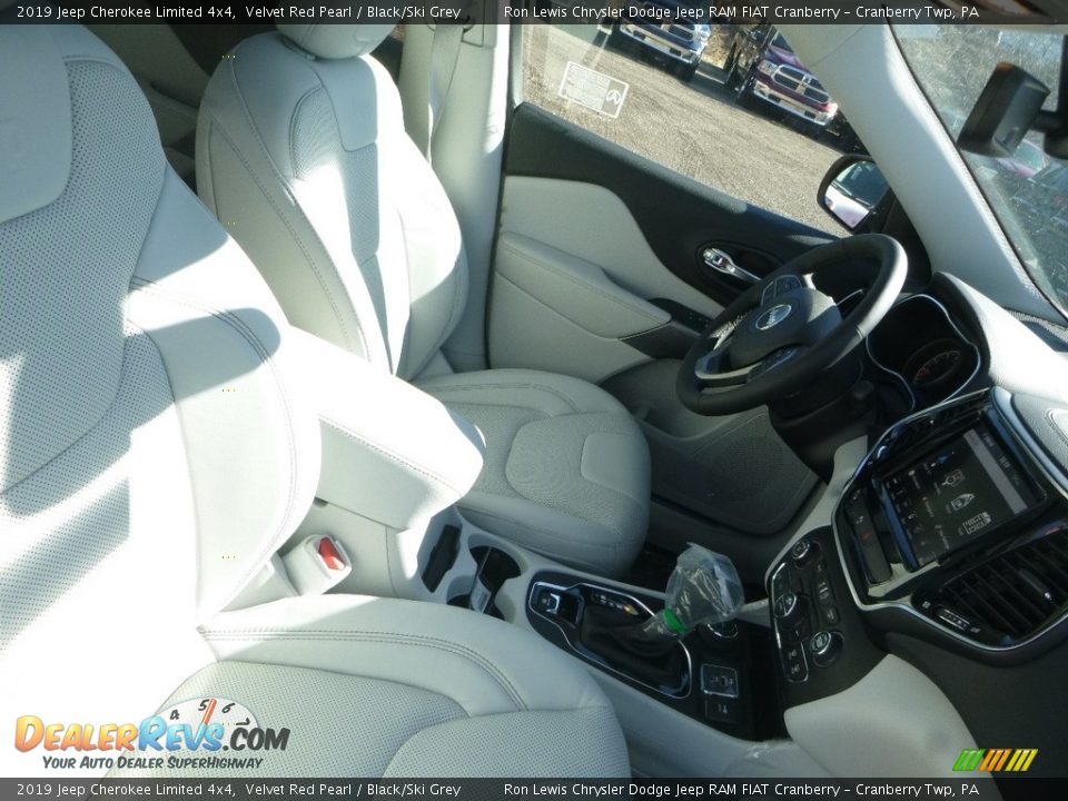 2019 Jeep Cherokee Limited 4x4 Velvet Red Pearl / Black/Ski Grey Photo #10