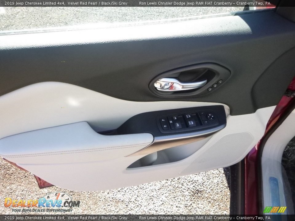 2019 Jeep Cherokee Limited 4x4 Velvet Red Pearl / Black/Ski Grey Photo #14