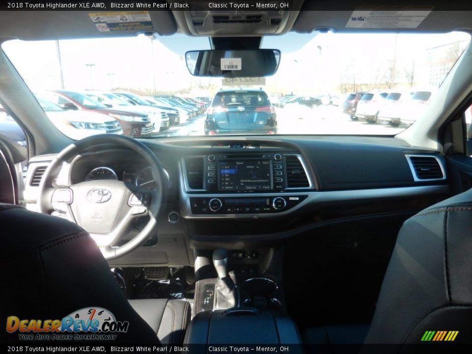 2018 Toyota Highlander XLE AWD Blizzard White Pearl / Black Photo #5