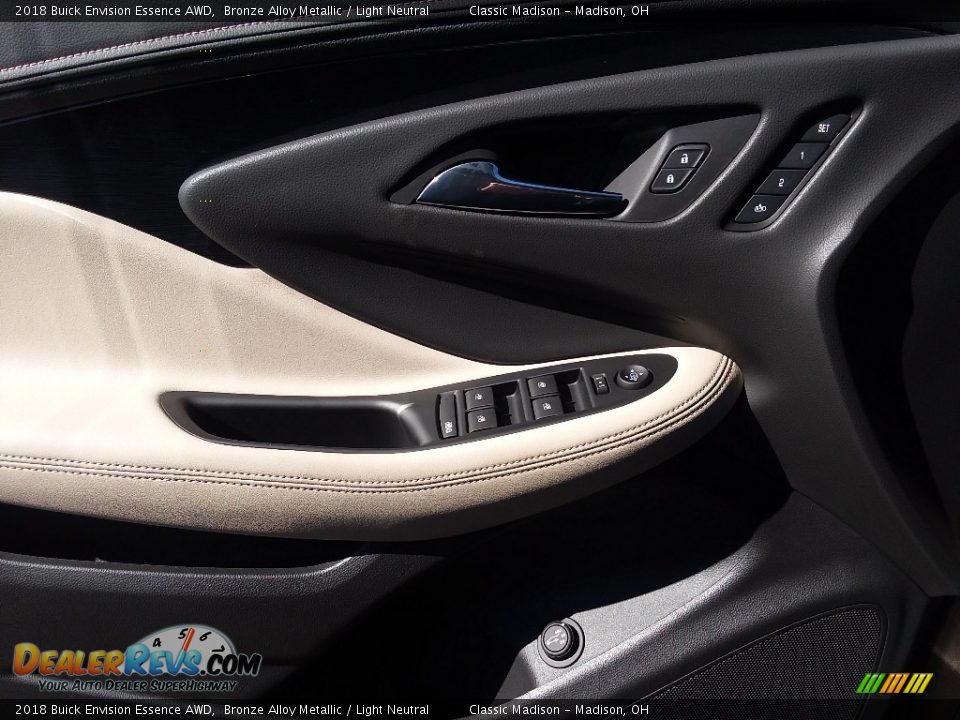 2018 Buick Envision Essence AWD Bronze Alloy Metallic / Light Neutral Photo #4