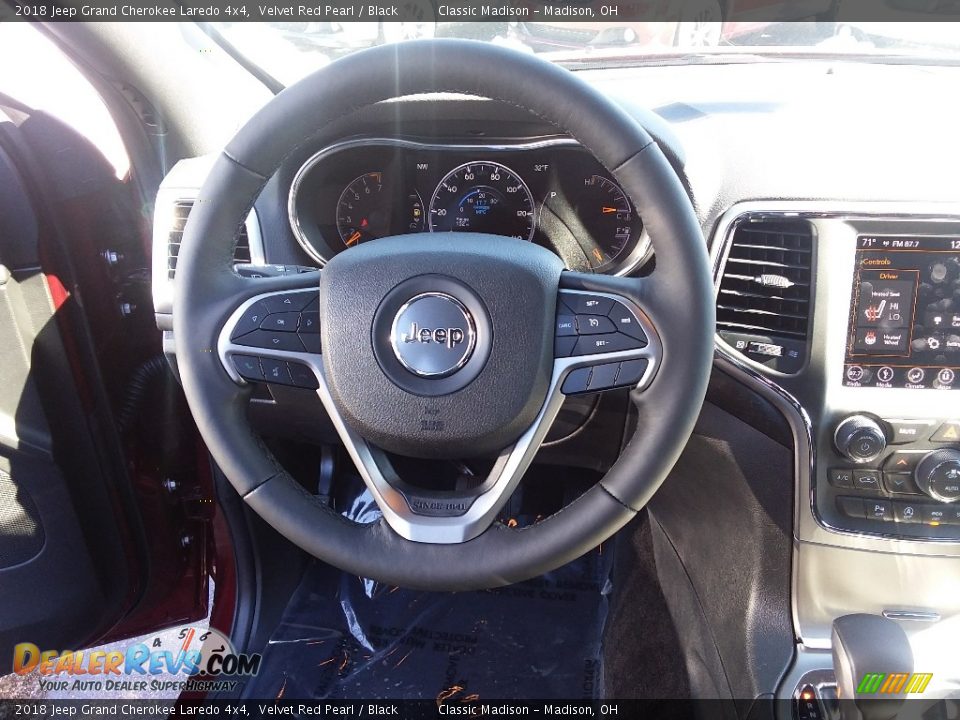 2018 Jeep Grand Cherokee Laredo 4x4 Velvet Red Pearl / Black Photo #10