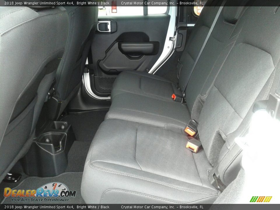 2018 Jeep Wrangler Unlimited Sport 4x4 Bright White / Black Photo #10