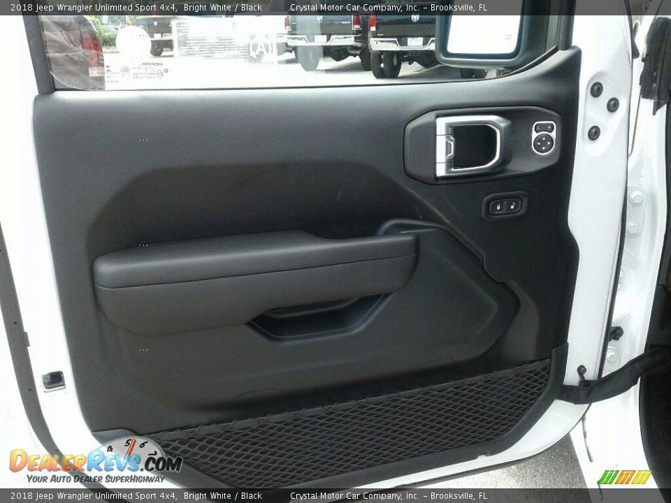 2018 Jeep Wrangler Unlimited Sport 4x4 Bright White / Black Photo #17