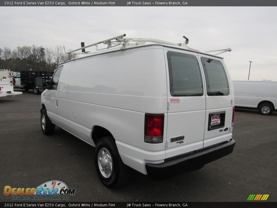 2012 Ford E Series Van E250 Cargo Oxford White / Medium Flint Photo #3
