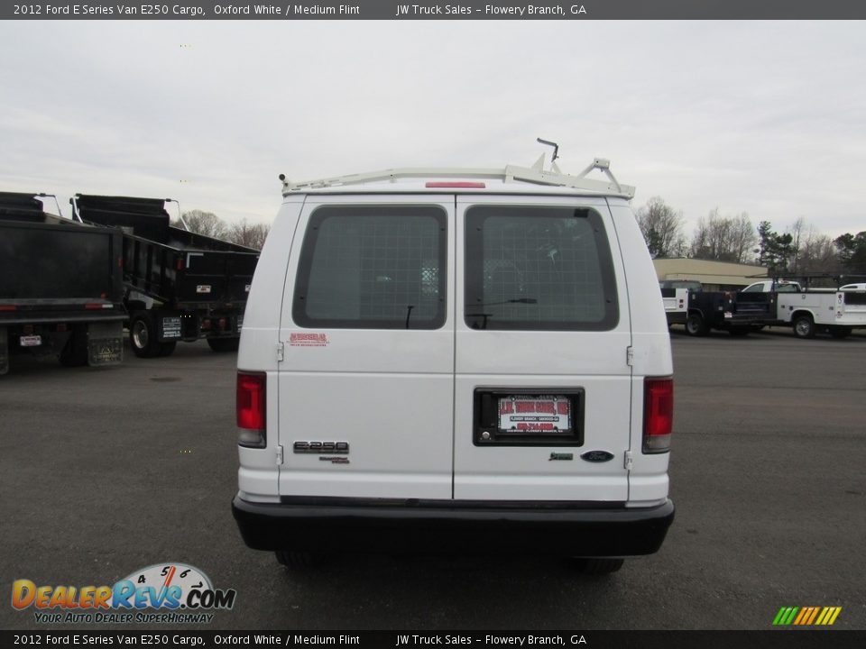 2012 Ford E Series Van E250 Cargo Oxford White / Medium Flint Photo #9