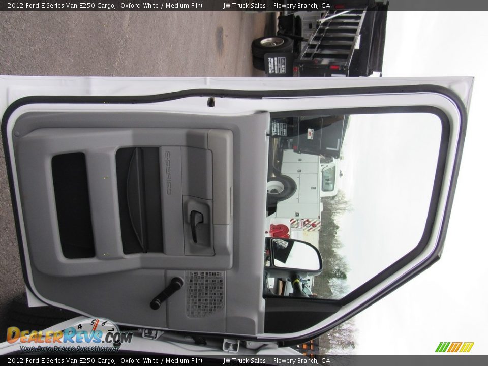 2012 Ford E Series Van E250 Cargo Oxford White / Medium Flint Photo #32