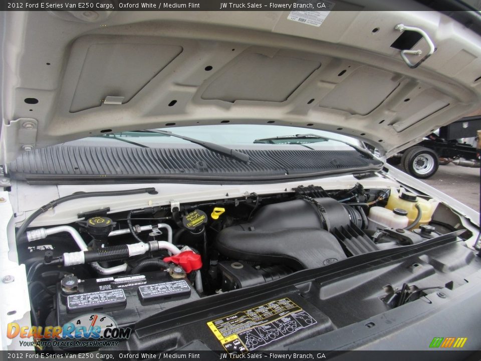 2012 Ford E Series Van E250 Cargo Oxford White / Medium Flint Photo #34