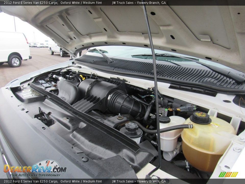 2012 Ford E Series Van E250 Cargo Oxford White / Medium Flint Photo #35