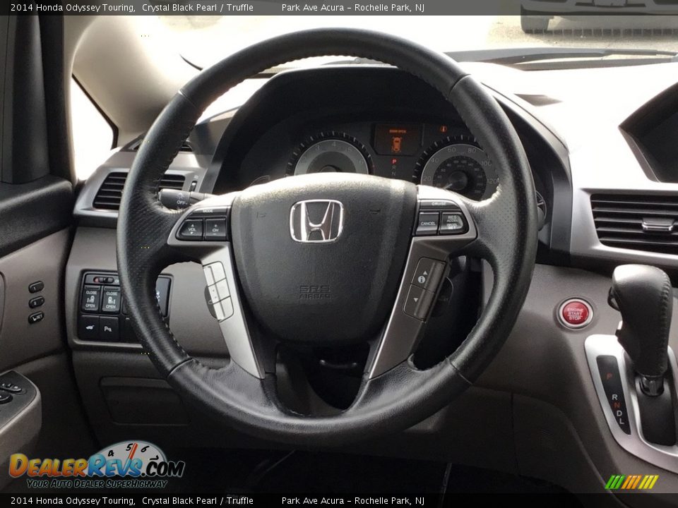 2014 Honda Odyssey Touring Crystal Black Pearl / Truffle Photo #17