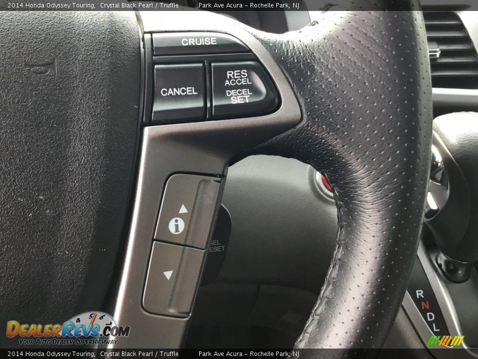 2014 Honda Odyssey Touring Crystal Black Pearl / Truffle Photo #19