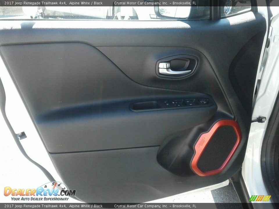 2017 Jeep Renegade Trailhawk 4x4 Alpine White / Black Photo #17