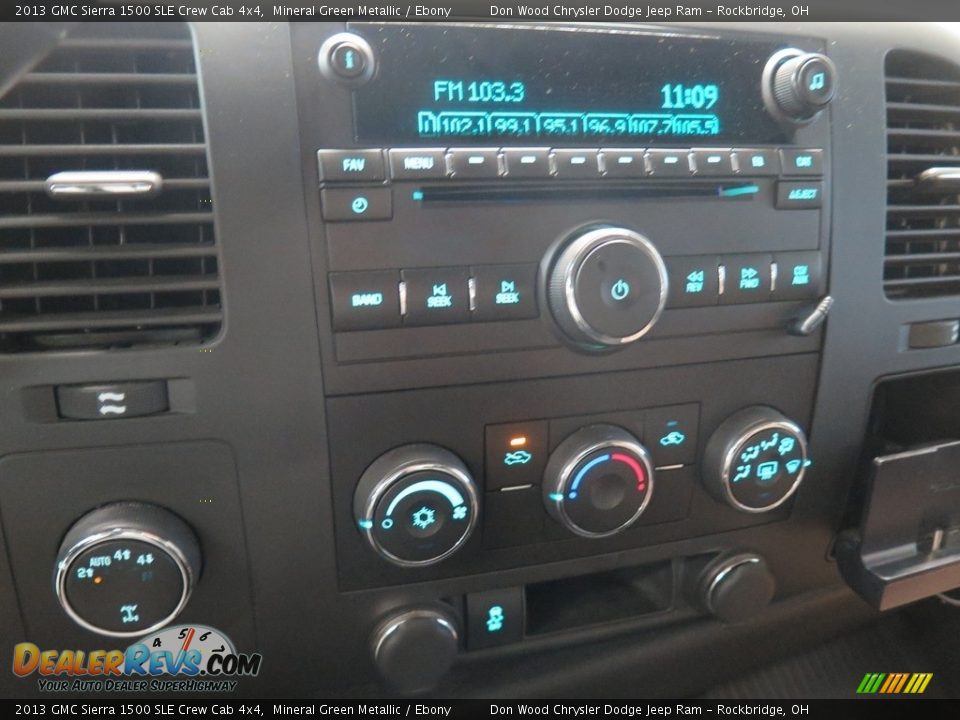 2013 GMC Sierra 1500 SLE Crew Cab 4x4 Mineral Green Metallic / Ebony Photo #15