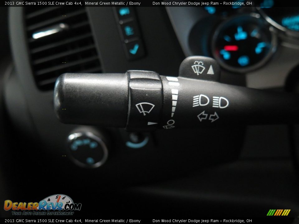 2013 GMC Sierra 1500 SLE Crew Cab 4x4 Mineral Green Metallic / Ebony Photo #29