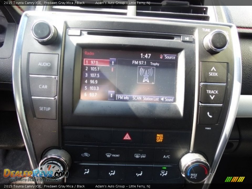 2015 Toyota Camry XSE Predawn Gray Mica / Black Photo #14