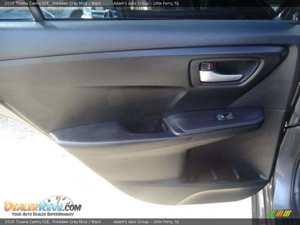 2015 Toyota Camry XSE Predawn Gray Mica / Black Photo #16