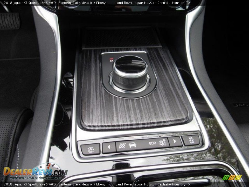 2018 Jaguar XF Sportbrake S AWD Shifter Photo #35