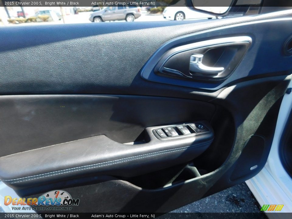 2015 Chrysler 200 S Bright White / Black Photo #13