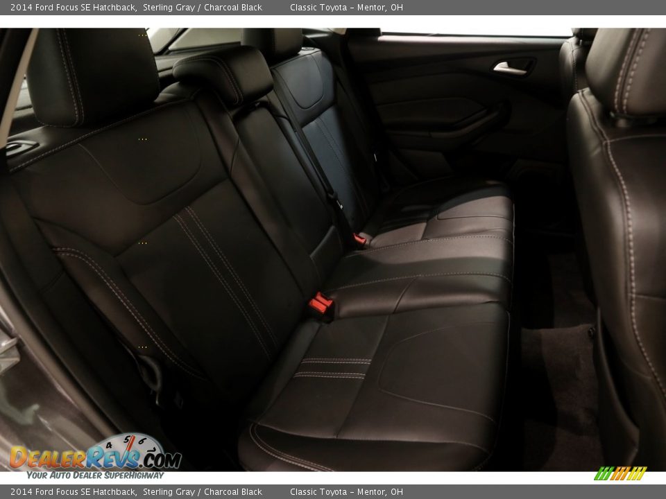 2014 Ford Focus SE Hatchback Sterling Gray / Charcoal Black Photo #13
