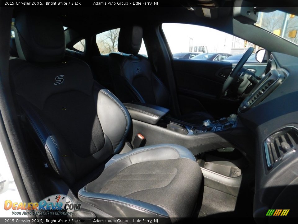 2015 Chrysler 200 S Bright White / Black Photo #20