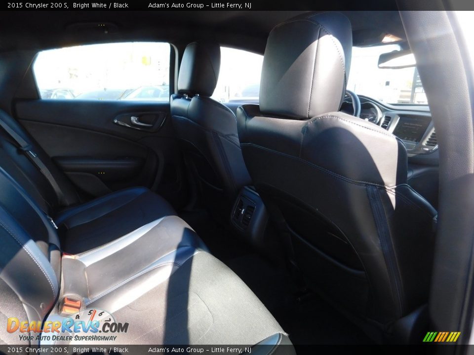 2015 Chrysler 200 S Bright White / Black Photo #22