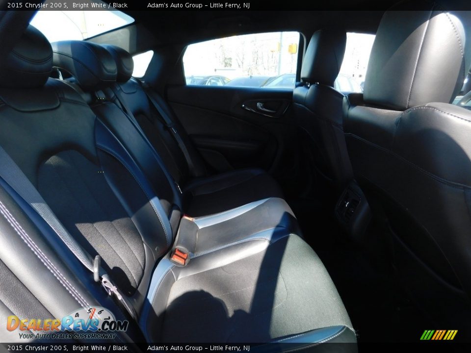 2015 Chrysler 200 S Bright White / Black Photo #23