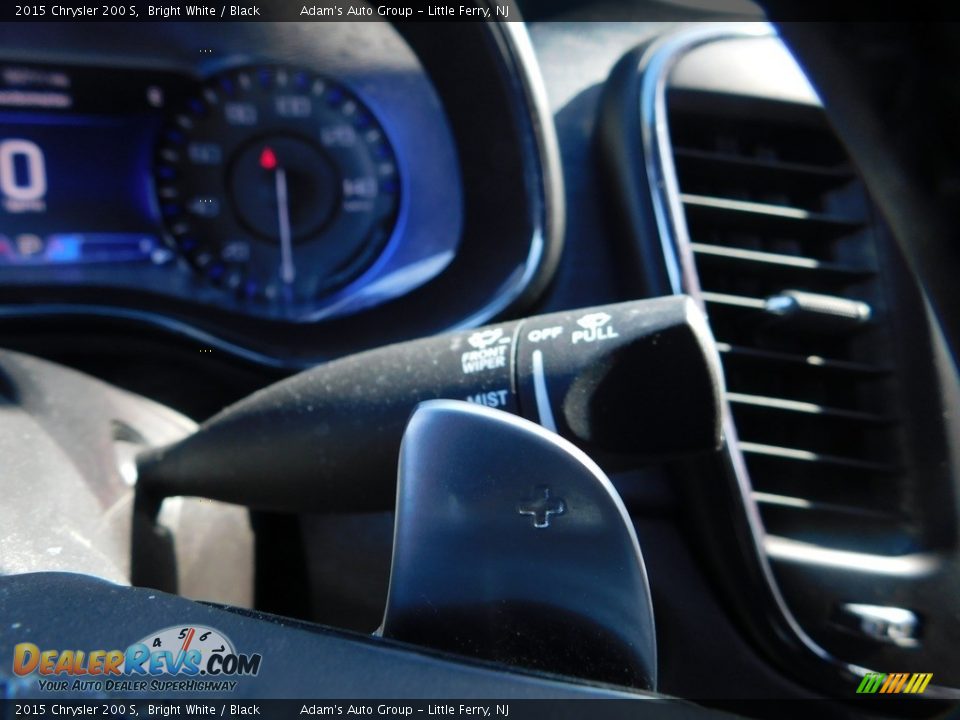 2015 Chrysler 200 S Bright White / Black Photo #31