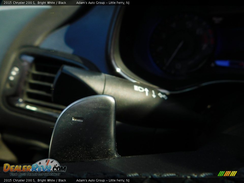 2015 Chrysler 200 S Bright White / Black Photo #32