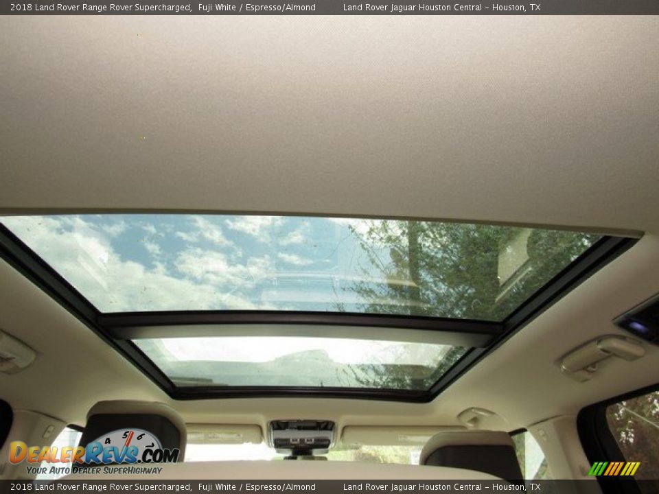 Sunroof of 2018 Land Rover Range Rover Supercharged Photo #18