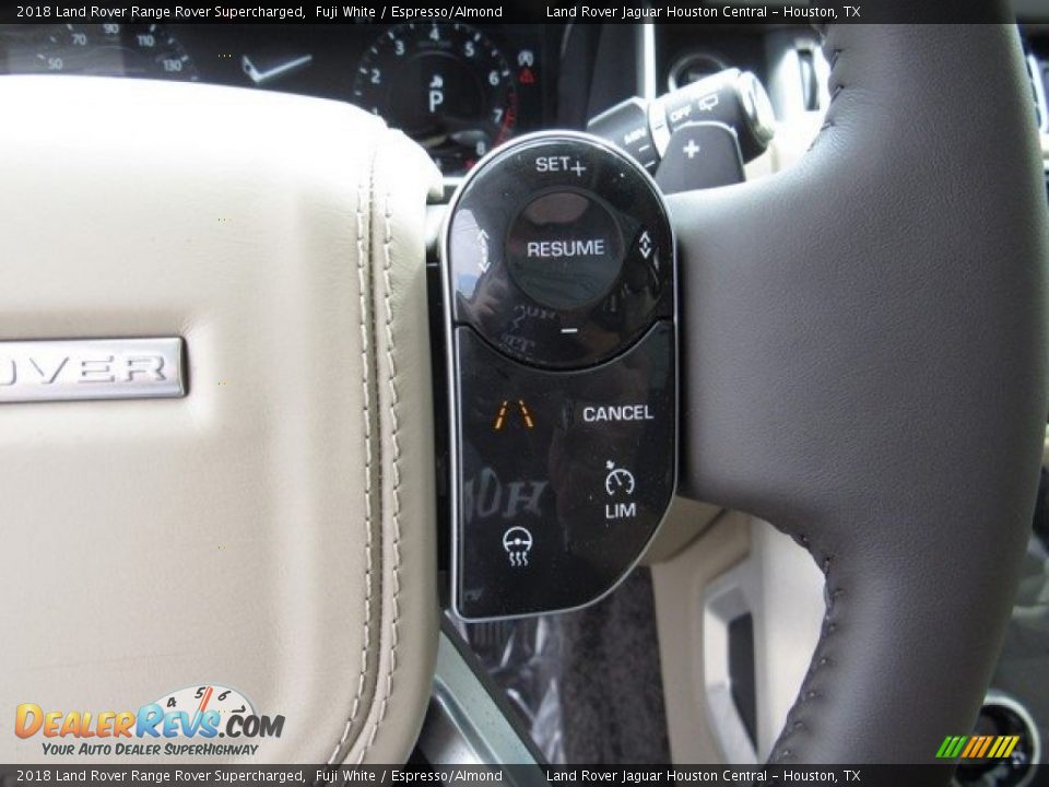 Controls of 2018 Land Rover Range Rover Supercharged Photo #32