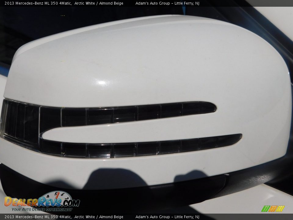 2013 Mercedes-Benz ML 350 4Matic Arctic White / Almond Beige Photo #10