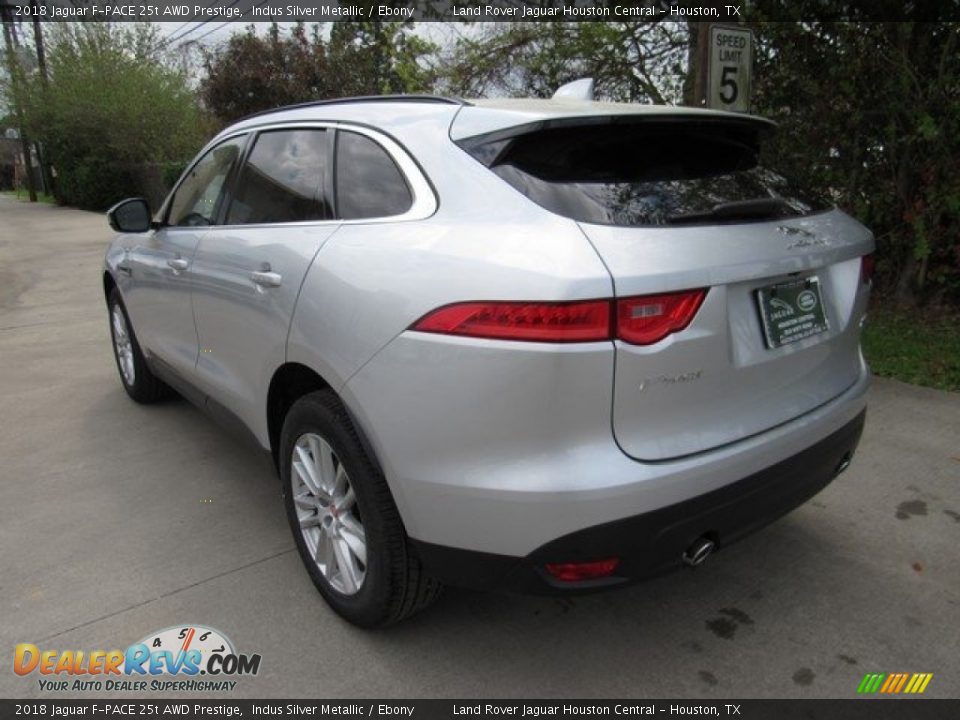 2018 Jaguar F-PACE 25t AWD Prestige Indus Silver Metallic / Ebony Photo #12