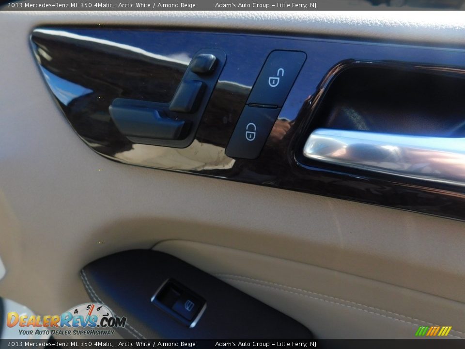 2013 Mercedes-Benz ML 350 4Matic Arctic White / Almond Beige Photo #17