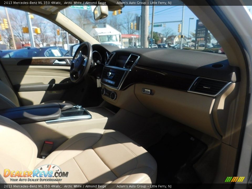 2013 Mercedes-Benz ML 350 4Matic Arctic White / Almond Beige Photo #18
