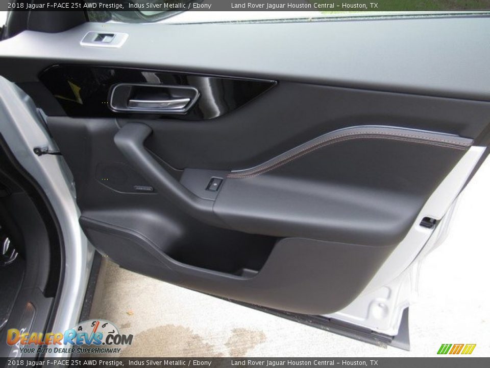 2018 Jaguar F-PACE 25t AWD Prestige Indus Silver Metallic / Ebony Photo #20