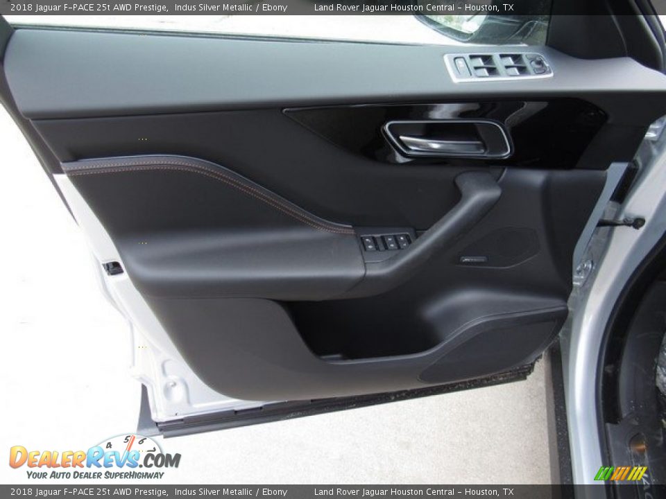 2018 Jaguar F-PACE 25t AWD Prestige Indus Silver Metallic / Ebony Photo #24