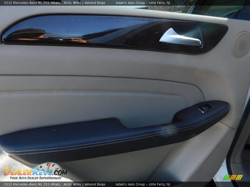 2013 Mercedes-Benz ML 350 4Matic Arctic White / Almond Beige Photo #23