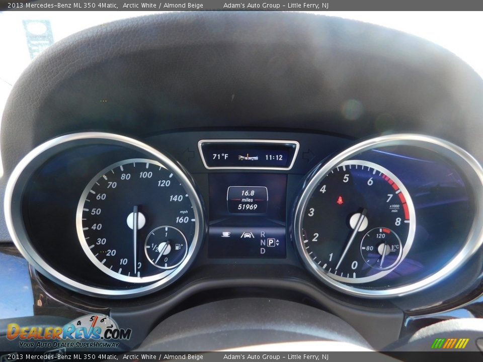 2013 Mercedes-Benz ML 350 4Matic Arctic White / Almond Beige Photo #31