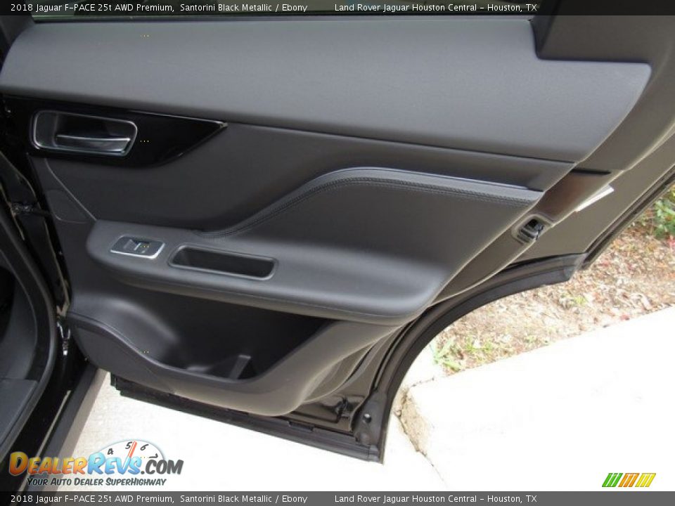 2018 Jaguar F-PACE 25t AWD Premium Santorini Black Metallic / Ebony Photo #21