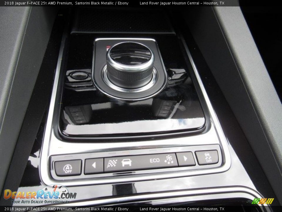 2018 Jaguar F-PACE 25t AWD Premium Santorini Black Metallic / Ebony Photo #34