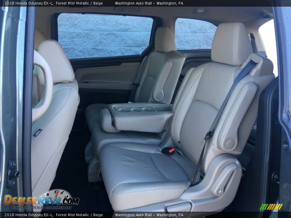 2018 Honda Odyssey EX-L Forest Mist Metallic / Beige Photo #30