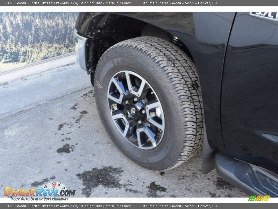 2018 Toyota Tundra Limited CrewMax 4x4 Midnight Black Metallic / Black Photo #32