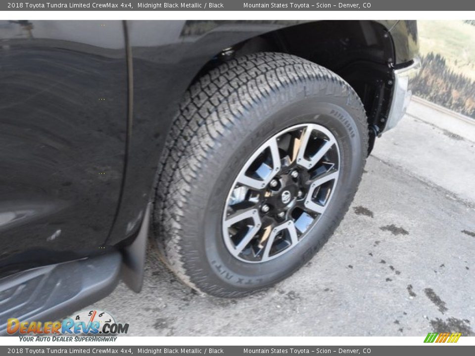 2018 Toyota Tundra Limited CrewMax 4x4 Midnight Black Metallic / Black Photo #35
