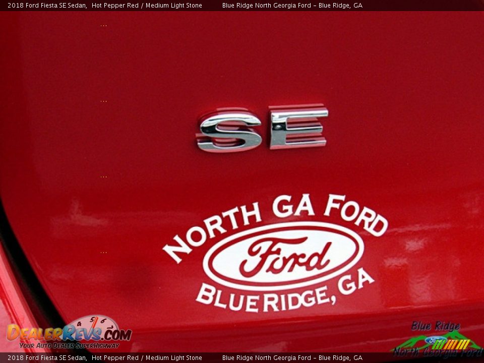 2018 Ford Fiesta SE Sedan Hot Pepper Red / Medium Light Stone Photo #35