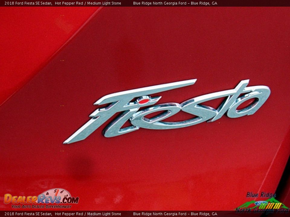 2018 Ford Fiesta SE Sedan Hot Pepper Red / Medium Light Stone Photo #36