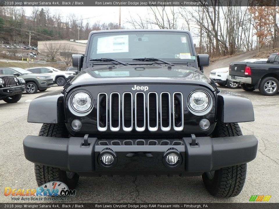 2018 Jeep Wrangler Sahara 4x4 Black / Black Photo #8