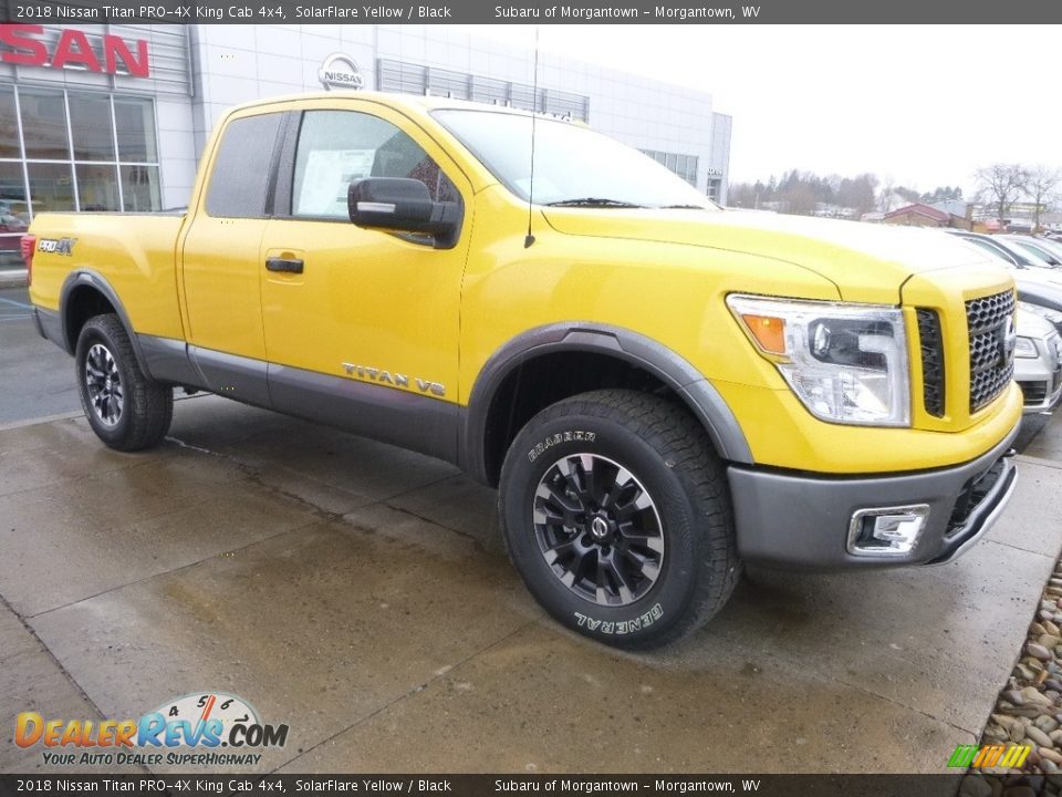 Front 3/4 View of 2018 Nissan Titan PRO-4X King Cab 4x4 Photo #1