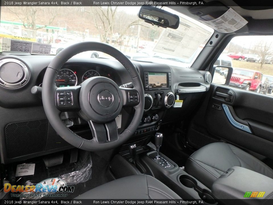 Black Interior - 2018 Jeep Wrangler Sahara 4x4 Photo #12