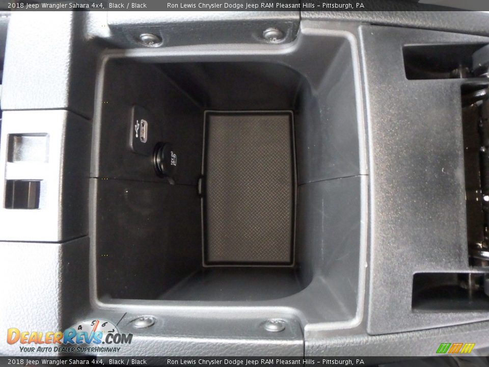 2018 Jeep Wrangler Sahara 4x4 Black / Black Photo #18