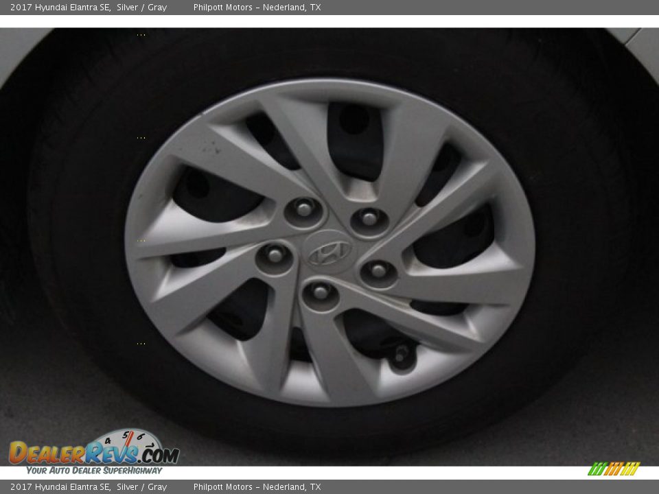 2017 Hyundai Elantra SE Silver / Gray Photo #6