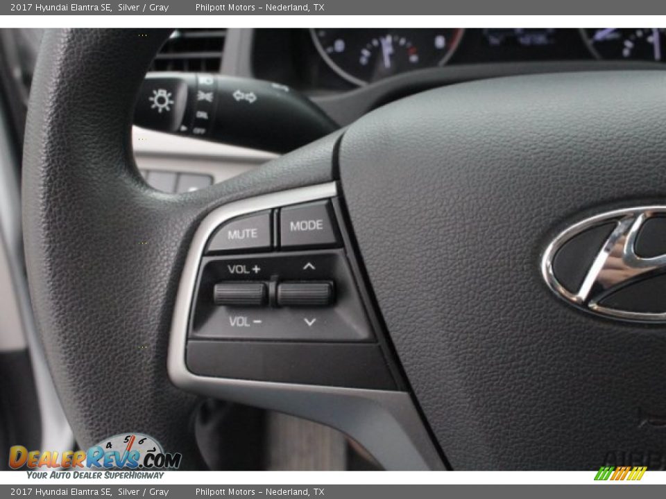 2017 Hyundai Elantra SE Silver / Gray Photo #20